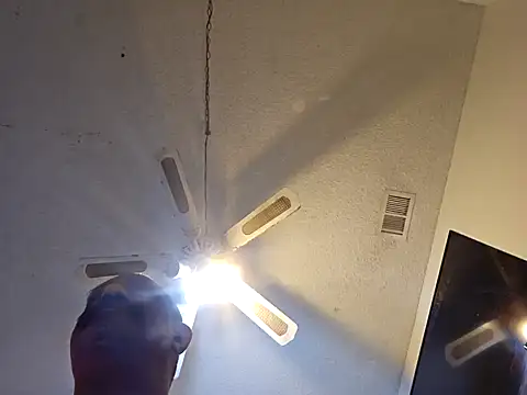 anyway2cum online show from 16, 1, 2025