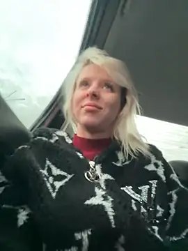 LikaCat online show from 30, 10, 2025