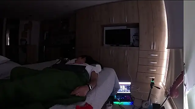 Snapshot of Alondra_fetish chatting on 19, 1, 2025 Alondra fetish online show from 19, 1, 2025