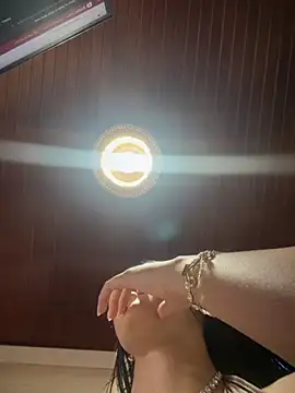 MarianaBenz online show from 5, 12, 2025