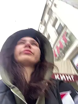 QuitieLia online show from 17, 12, 2024