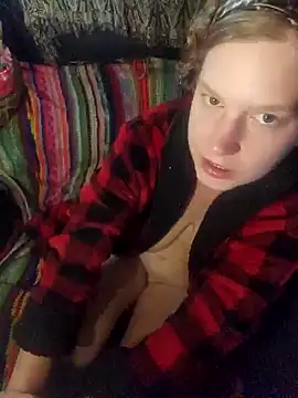 Snapshot of shadow199393 chatting on 5, 1, 2025 shadow199393 online show from 5, 1, 2025