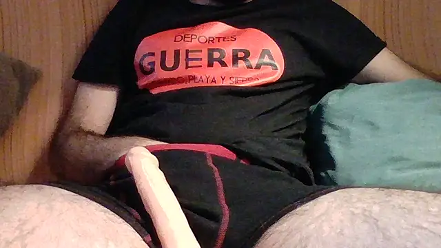 elpanamiguel25 online show from 28, 1, 2025