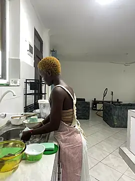 petiteebony 81 online show from 20, 4, 2026