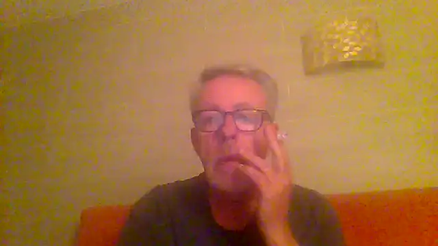 Snapshot of tuggy59 chatting on 5, 5, 2026 tuggy59 online show from 5, 5, 2026