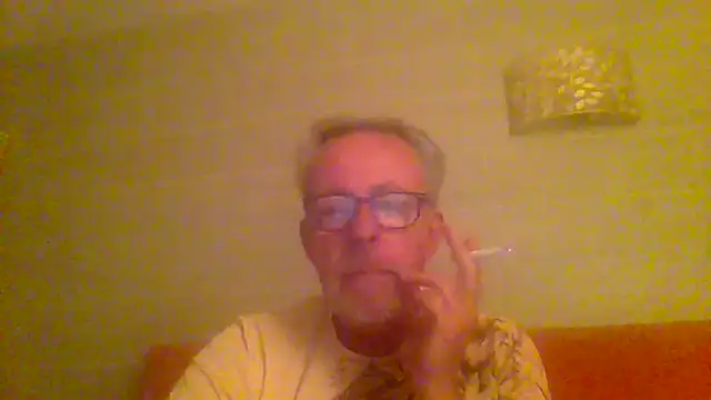 Snapshot of tuggy59 chatting on 17, 5, 2026 tuggy59 online show from 17, 5, 2026