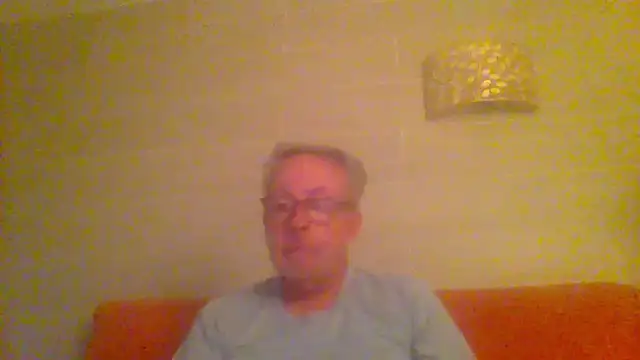Snapshot of tuggy59 chatting on 20, 5, 2026 tuggy59 online show from 20, 5, 2026