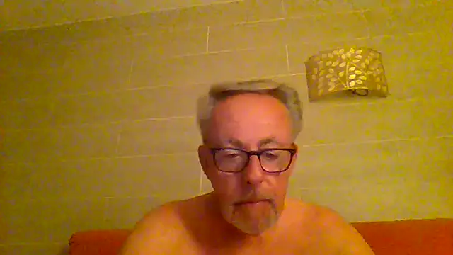 Snapshot of tuggy59 chatting on 24, 5, 2026 tuggy59 online show from 24, 5, 2026