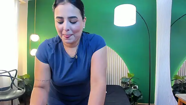 taylor bennet online show from 20, 12, 2025