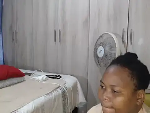 Snapshot of Real1SweetQueen chatting on 16, 1, 2026 Real1SweetQueen online show from 16, 1, 2026