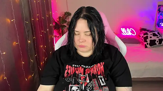 Akemi BBW online show from 1, 11, 2025