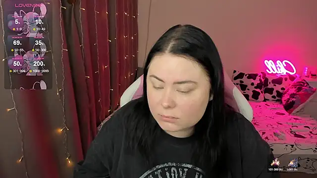 Akemi BBW online show from 4, 2, 2026