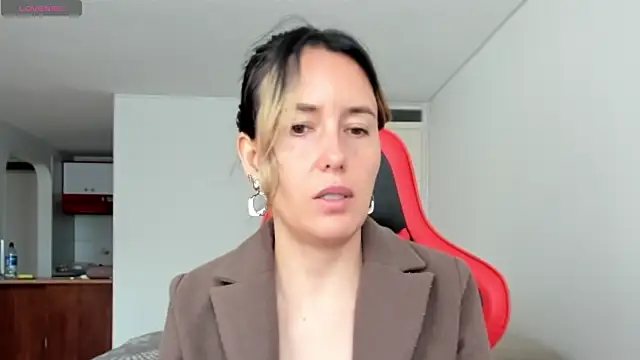 Snapshot of zoe_jeane_beker chatting on 31, 7, 2026 zoe jeane beker online show from 31, 7, 2026