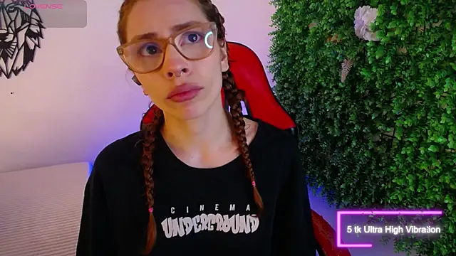 Snapshot of Katy_Van chatting on 18, 1, 2026 Katy Van online show from 18, 1, 2026