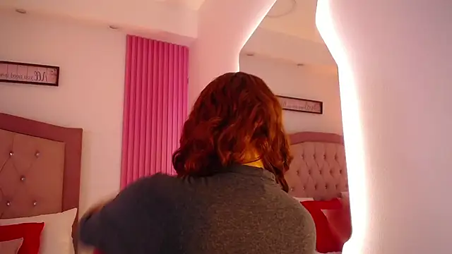 Snapshot of Katy_Van chatting on 24, 2, 2026 Katy Van online show from 24, 2, 2026