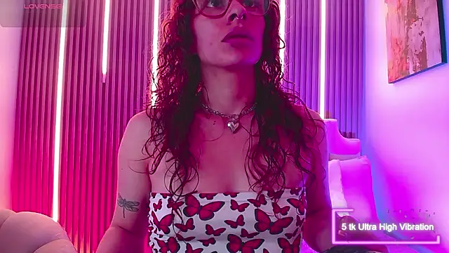 Snapshot of Katy_Van chatting on 26, 2, 2026 Katy Van online show from 26, 2, 2026