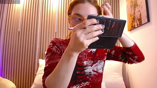 Katy Van online show from 2, 4, 2026