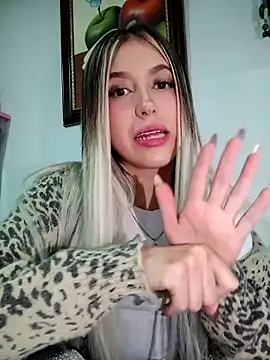 Snapshot of eva-2023 chatting on 6, 1, 2026 eva-2023 online show from 6, 1, 2026