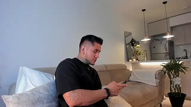 Snapshot of Chriskyle_ chatting on 4, 3, 2025 Chriskyle  online show from 4, 3, 2025