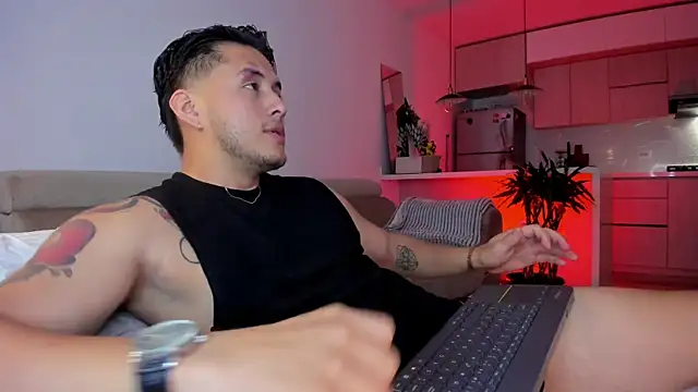 Snapshot of Chriskyle_ chatting on 29, 10, 2025 Chriskyle  online show from 29, 10, 2025