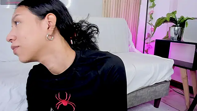 AdammClark1 online show from 9, 1, 2025