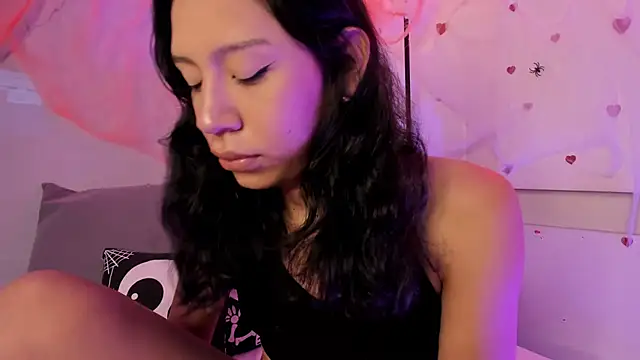 AdammClark1 online show from 7, 10, 2025