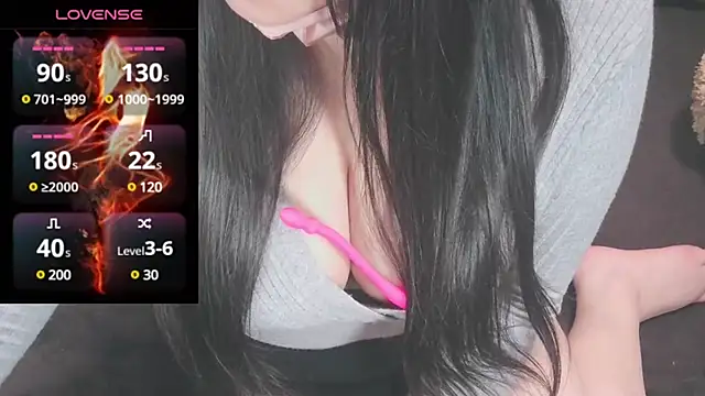 Snapshot of yuinyan3150 chatting on 9, 3, 2025 yuinyan3150 online show from 9, 3, 2025