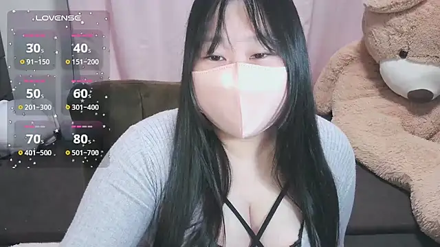Snapshot of yuinyan3150 chatting on 17, 5, 2026 yuinyan3150 online show from 17, 5, 2026