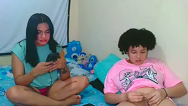 Snapshot of vanellope12 chatting on 23, 6, 2026 vanellope12 online show from 23, 6, 2026