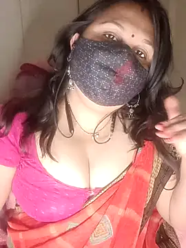 Snapshot of Love-priya chatting on 16, 12, 2025 Love-priya online show from 16, 12, 2025