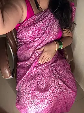 Snapshot of Love-priya chatting on 10, 3, 2026 Love-priya online show from 10, 3, 2026