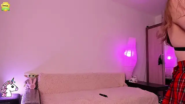 Snapshot of EvaUniporn chatting on 27, 4, 2026 EvaUniporn online show from 27, 4, 2026