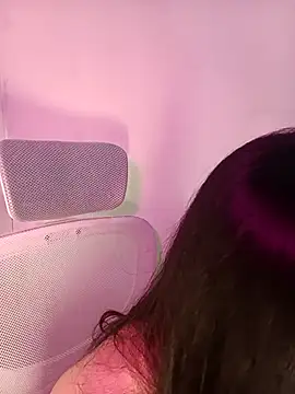 Snapshot of Chall_mee chatting on 21, 11, 2025 Chall mee online show from 21, 11, 2025