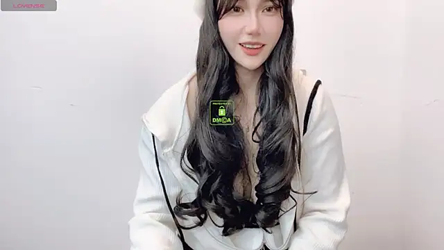 Snapshot of LIsha--170 chatting on 10, 12, 2024 LIsha--170 online show from 10, 12, 2024