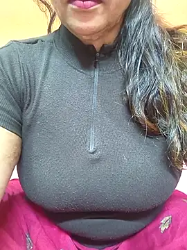 CUTE SOPHIA- online show from 8, 2, 2025