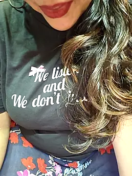 CUTE SOPHIA- online show from 25, 9, 2025