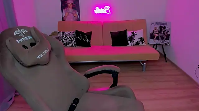 HelloRoxy online show from 25, 10, 2025