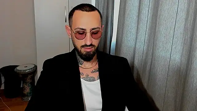 Baddfuckerr online show from 22, 1, 2025