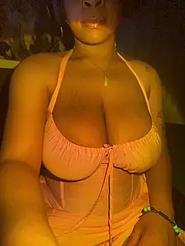 YellowHoneyDip online show from 8, 12, 2024