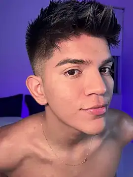 santiago 01 online show from 13, 1, 2025