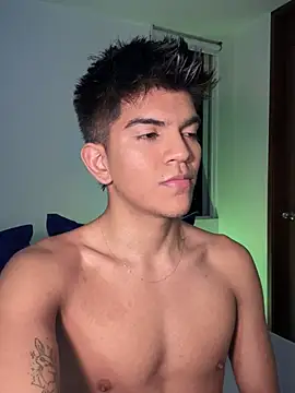 santiago 01 online show from 1, 2, 2025