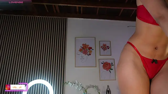 LillyDolls23 online show from 10, 4, 2026