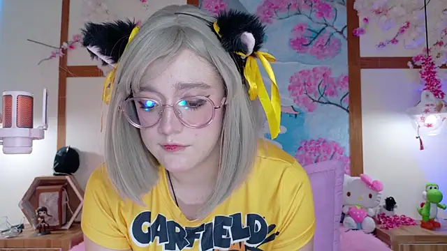 NaomiShimizu online show from 4, 3, 2025