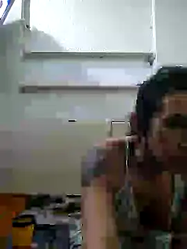 Snapshot of Cameron_puppy chatting on 8, 5, 2026 Cameron puppy online show from 8, 5, 2026
