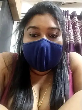 Snapshot of indianlisa5 chatting on 12, 10, 2025 indianlisa5 online show from 12, 10, 2025