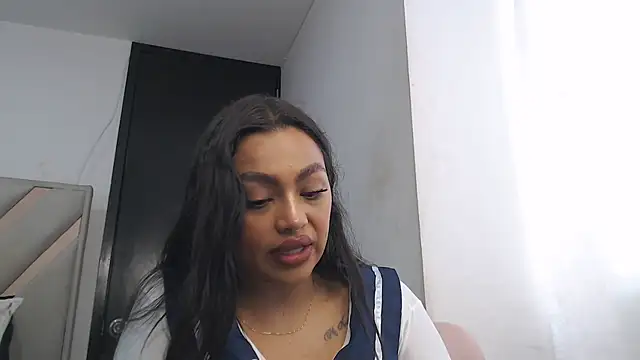 Snapshot of fairylatin222 chatting on 31, 10, 2025 fairylatin222 online show from 31, 10, 2025