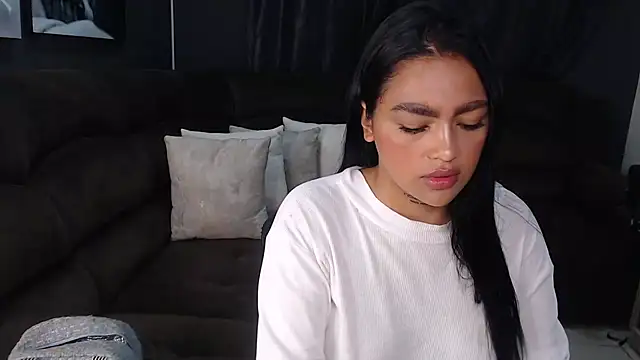 Snapshot of fairylatin222 chatting on 16, 12, 2025 fairylatin222 online show from 16, 12, 2025