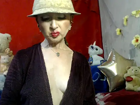 hottieperla online show from 28, 1, 2025