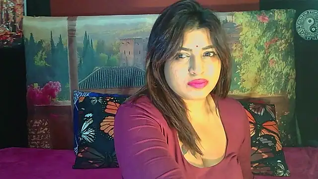 RoyalIndianCreamPuff online show from 24, 7, 2026