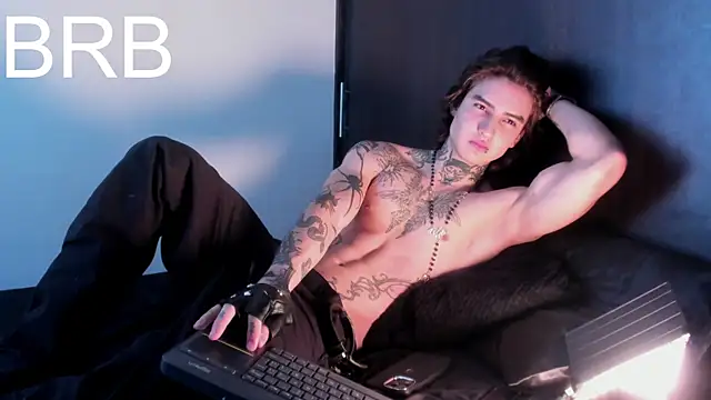 dantecoppolaa  online show from 15, 3, 2025